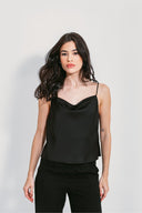 BLUSA DEGAGÊ COM RENDA