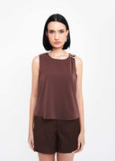 BLUSA FIVELA OMBRO MARROM