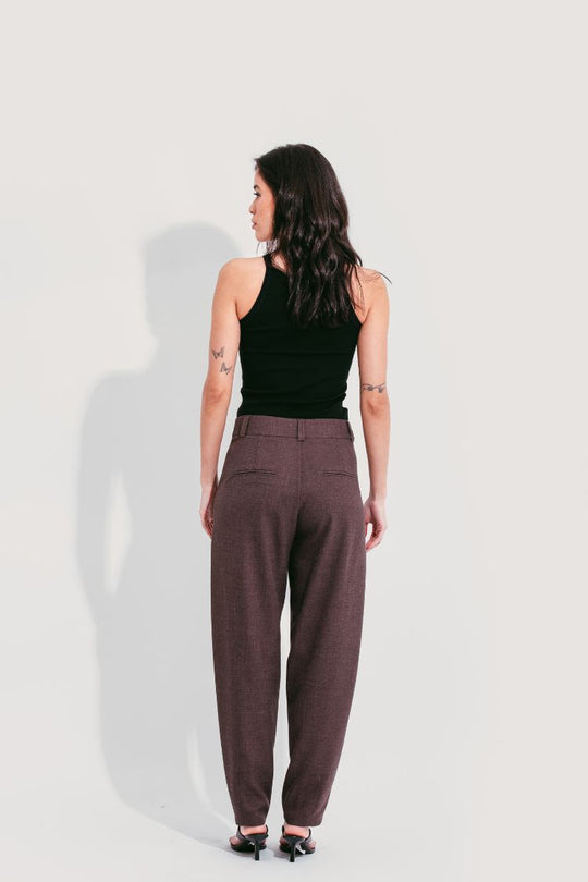 CALÇA SLOUCHY MARROM