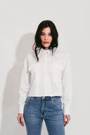 CAMISA CURTA COM BOLSOS [PRÉ-VENDA]