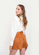 SHORT MINI SUED CARAMELO