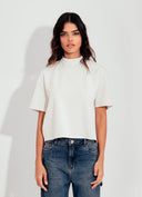 T-SHIRT COM GOLA OFF